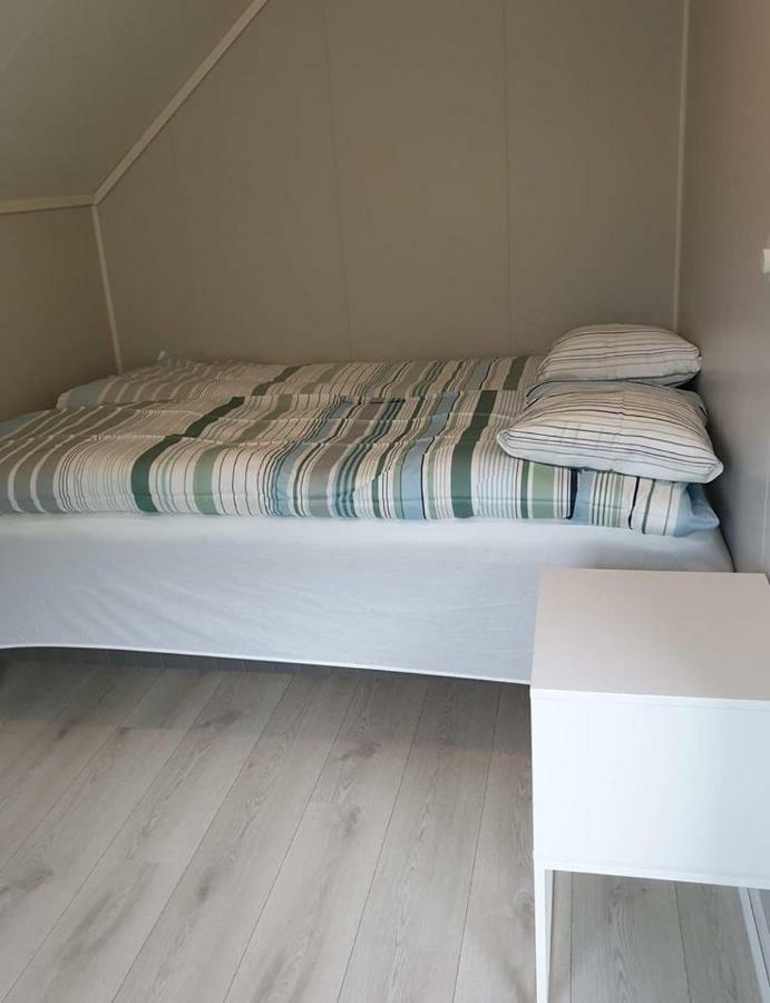 Waerholmen Apartment Lavik  Екстериор снимка